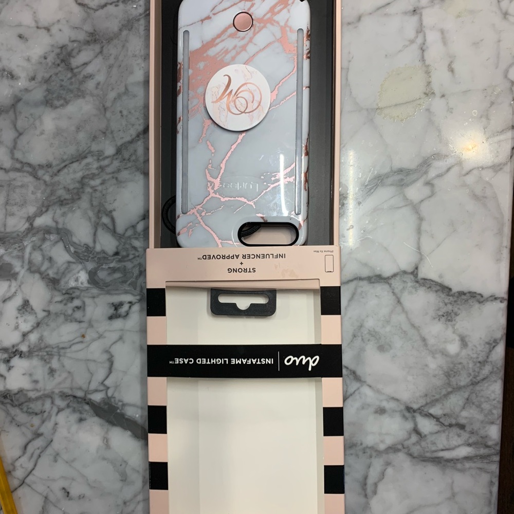 Lumee For Iphone 7plus In Great Condition. - image 3